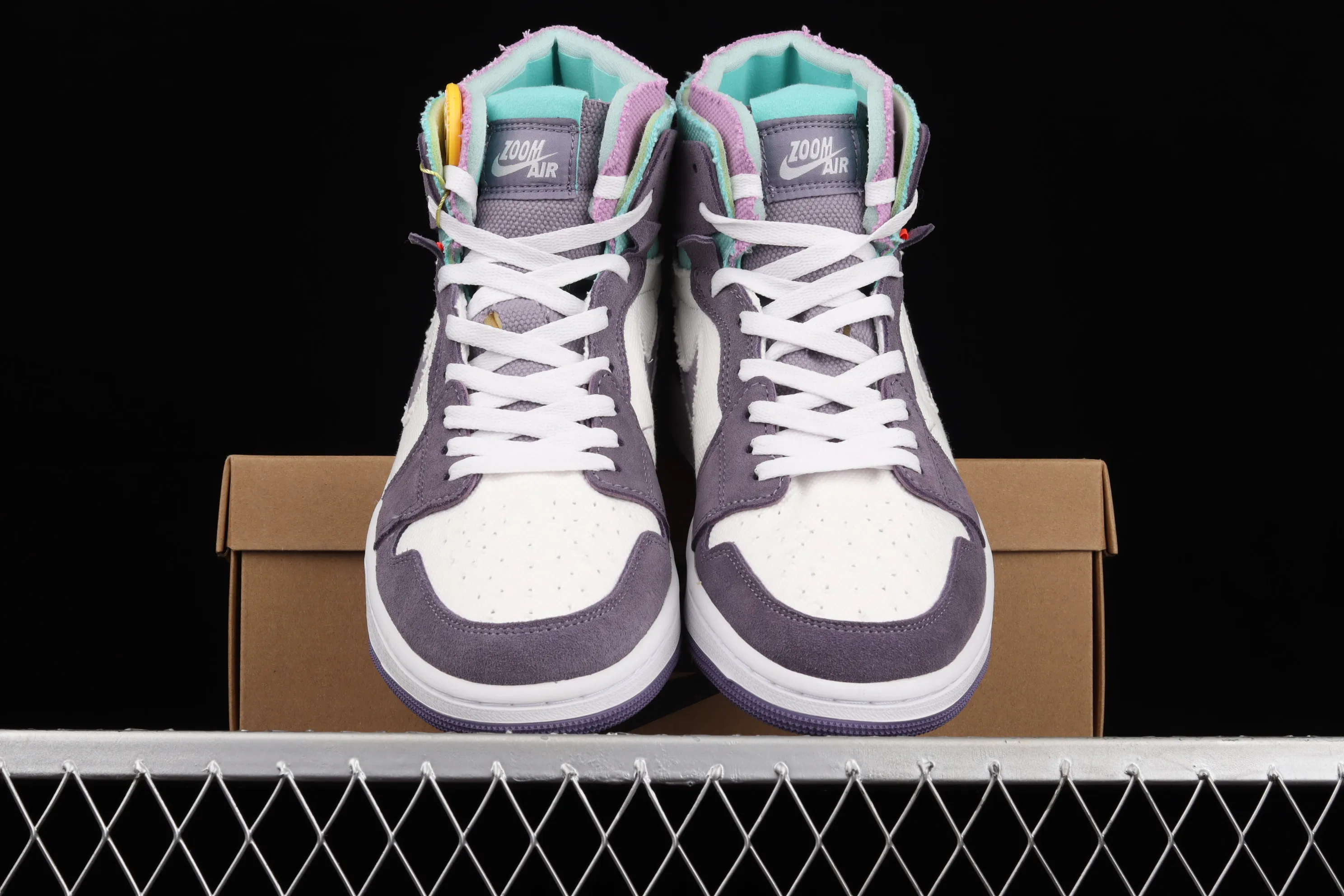 All categories Air Jordan Jordan series basketball shoes Air Jordan 1 High G version Air Jordan 1 Zoom CMFT "Tropical Twist" AJ1 Joe 1 Taro Purple CT0978-150